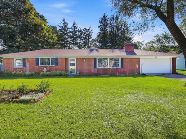 4212 N Manchester Road, Muncie, IN 47304
