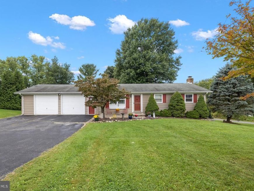 4851 Blue Hill Road, Glenville, PA 17329 Main Photo