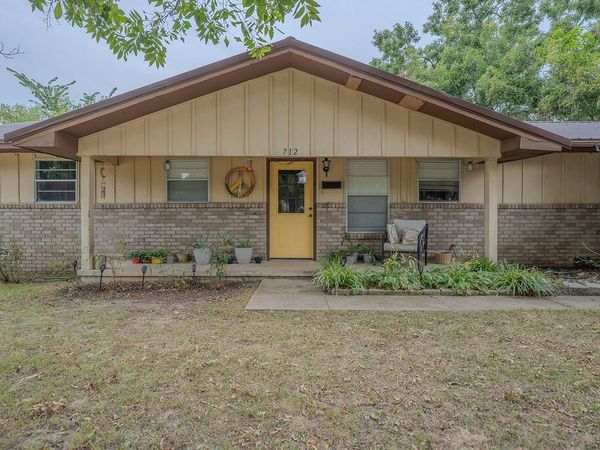 712 A Street SE, Miami, OK 74354