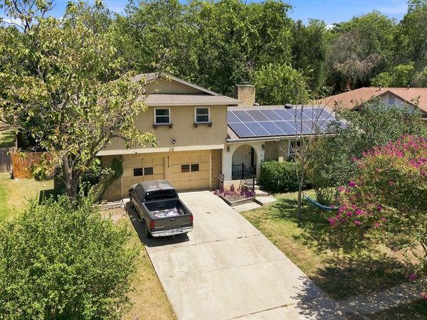 6113 SUN DIAL ST, San Antonio, TX 78238