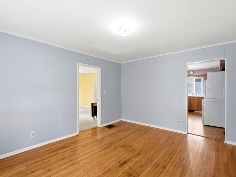 126 N Walnut Street, Marysville, OH 43040 Photo 10