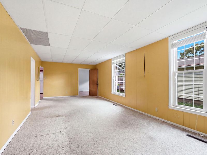 126 N Walnut Street, Marysville, OH 43040 Photo 4