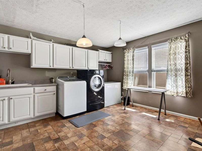5016 Mary Louise Court, Morrow, OH 45152 Photo 19