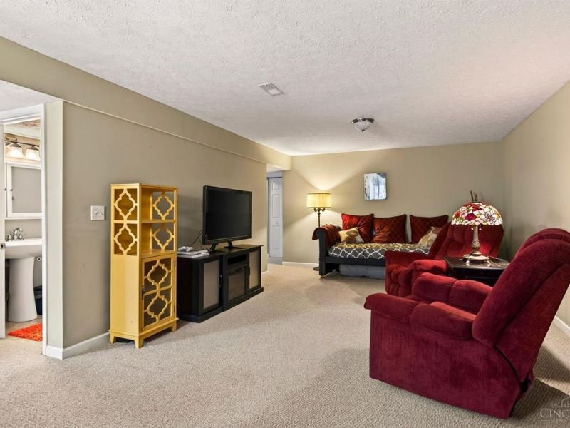 5016 Mary Louise Court, Morrow, OH 45152 Photo 37