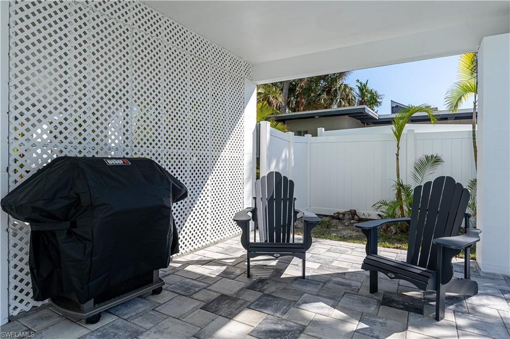 233 Delmar Ave, Fort Myers Beach, FL 33931 Photo