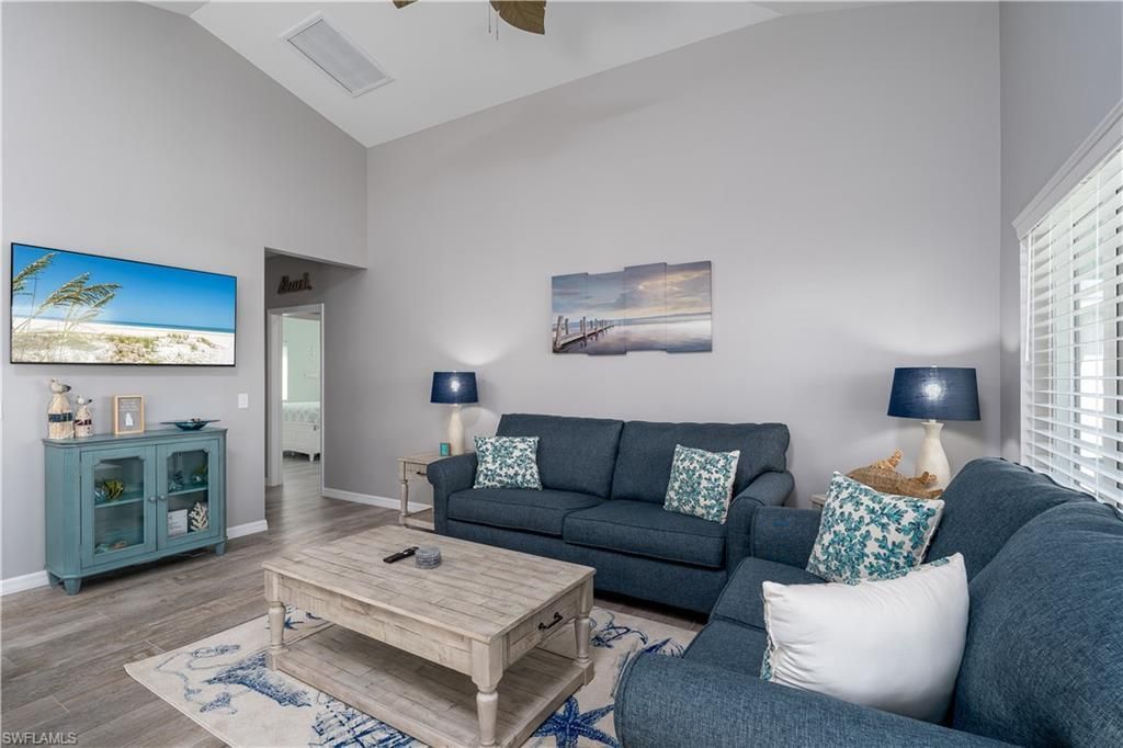 233 Delmar Ave, Fort Myers Beach, FL 33931 Photo