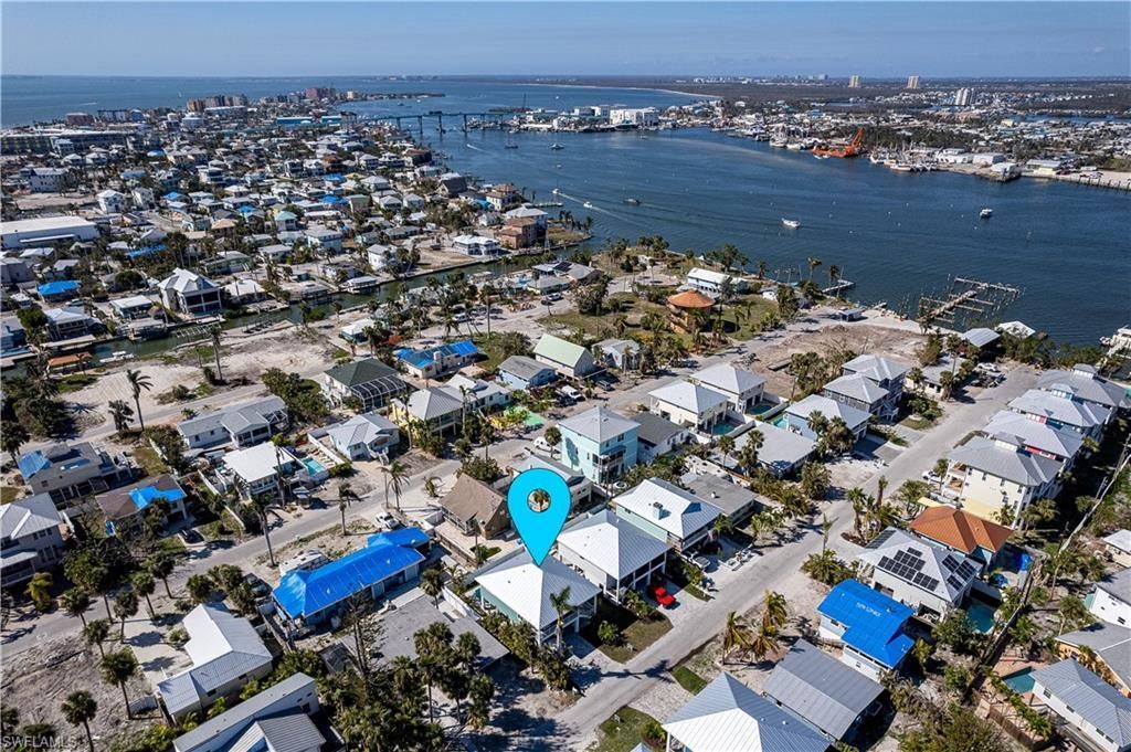 233 Delmar Ave, Fort Myers Beach, FL 33931 Photo