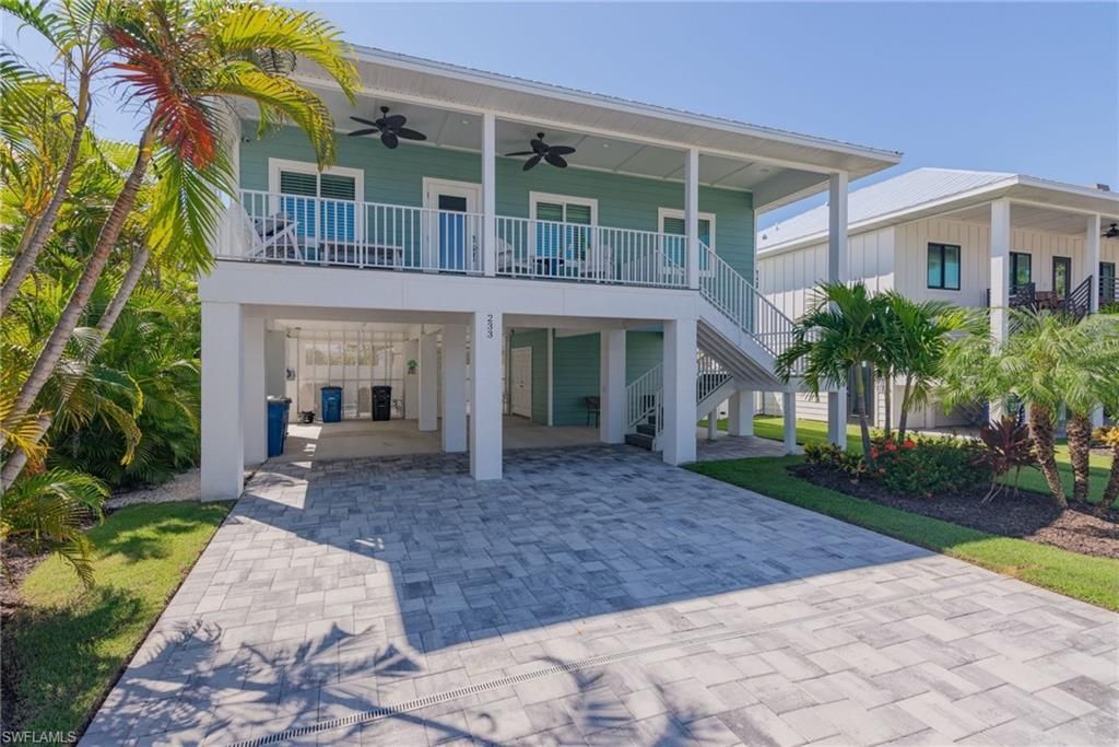 233 Delmar Ave, Fort Myers Beach, FL 33931 Photo