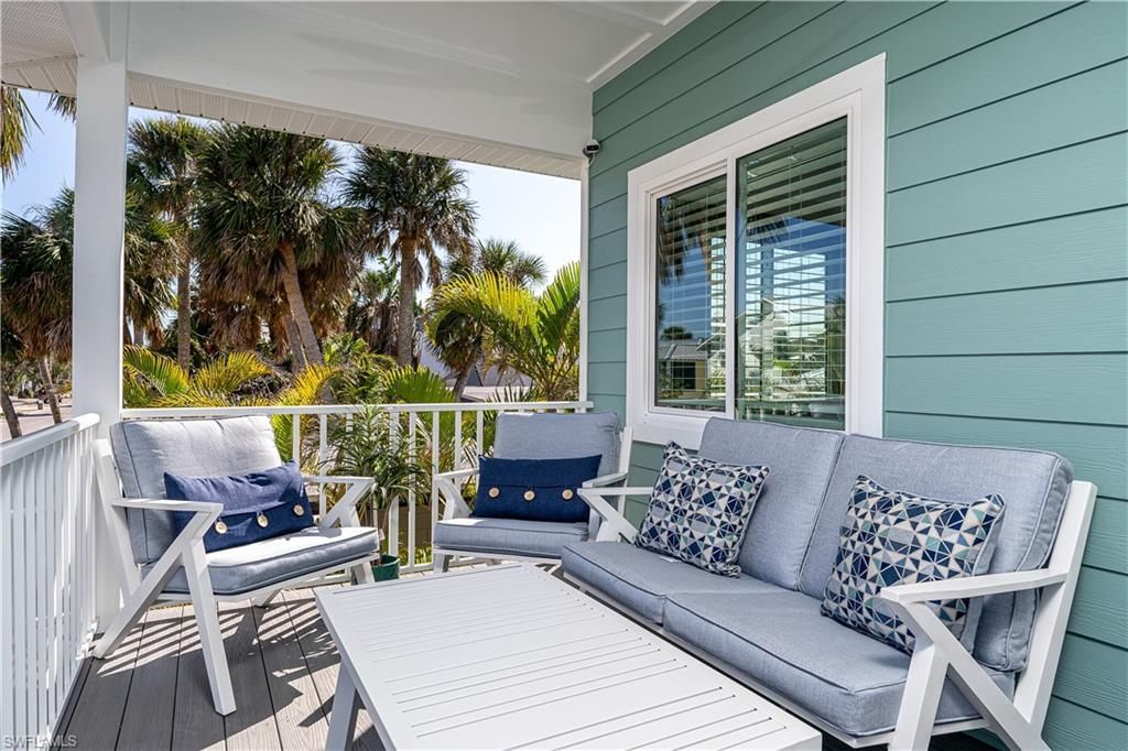 233 Delmar Ave, Fort Myers Beach, FL 33931 Photo