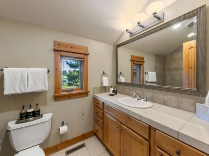 12381 Lookout Loop , Unit #F13-07, Truckee, CA 96161 Photo