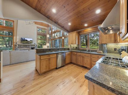 12381 Lookout Loop , Unit #F13-07, Truckee, CA 96161 Photo