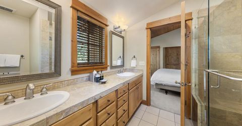 12381 Lookout Loop , Unit #F13-07, Truckee, CA 96161 Photo