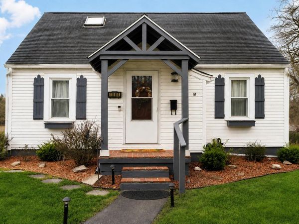1084 Sugar Grove Road SE, Lancaster, OH 43130