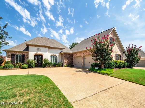103 Deer Hollow, Brandon, MS 39047