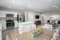 512 Montana Pl photo 4