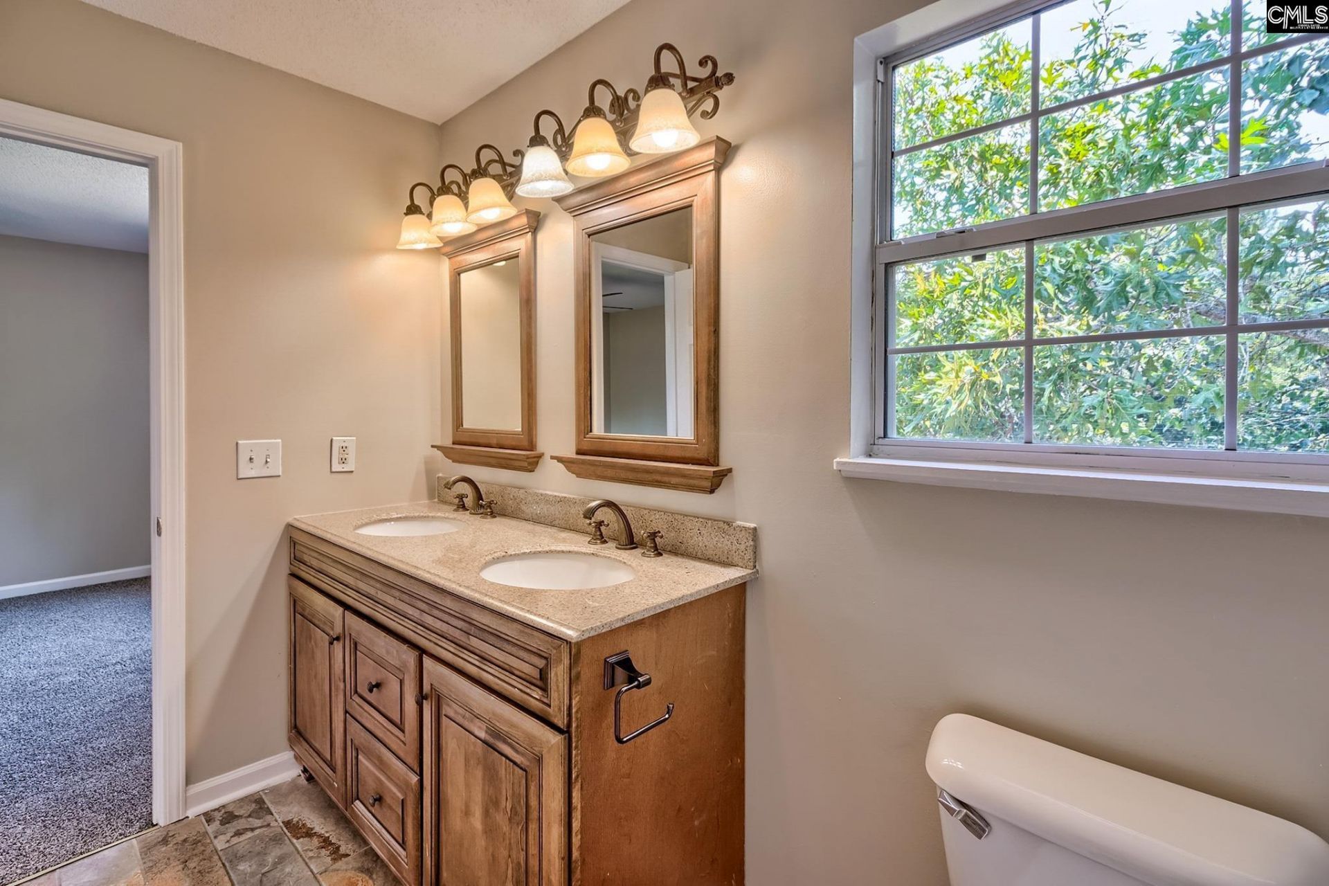 249 Bridleridge Road Photo 18