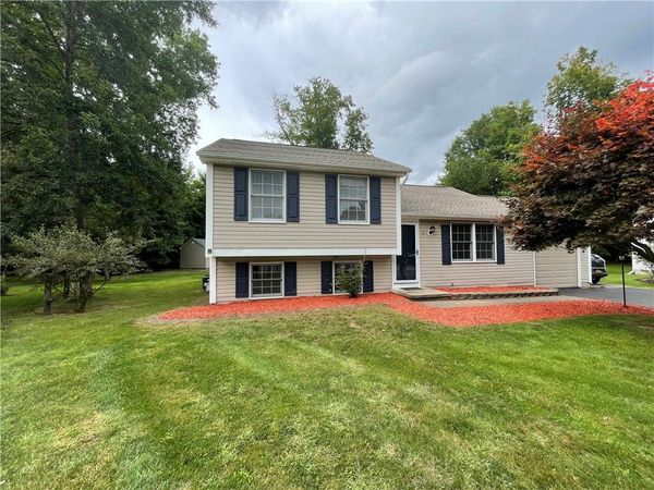 16 Doud Circle , Hilton, NY 14468