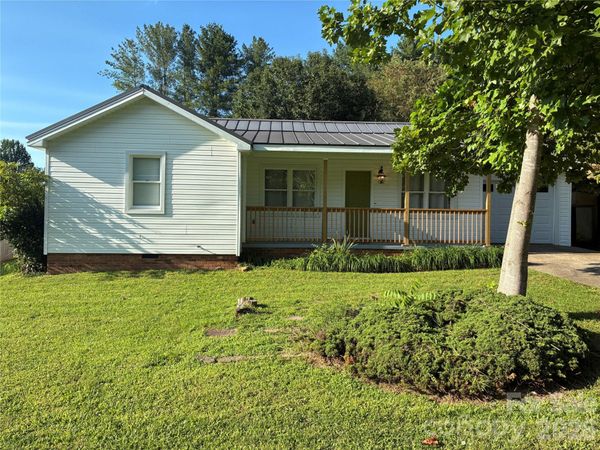 1008 Hopedale Drive , Lenoir, NC 28645