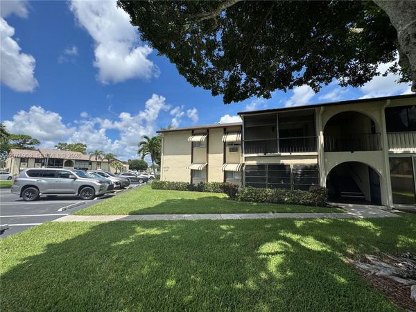 5773 La Pinata Blvd , Unit A-1, Green Acres, FL 33463