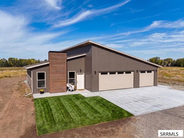 531 N 2565 E, ST ANTHONY, ID 83445
