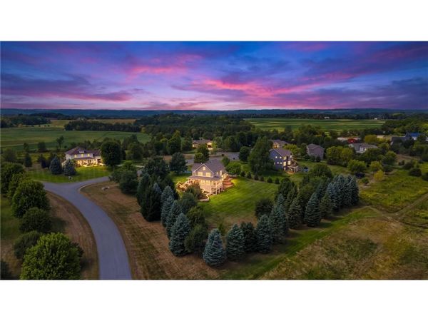 439 Horizon Court, Hudson, WI 54016
