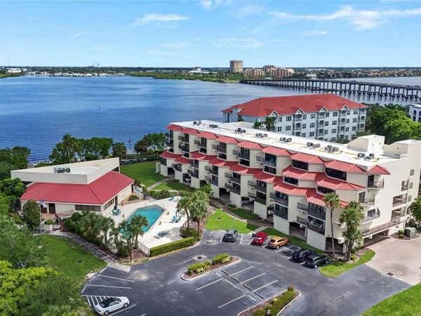 204 3RD STREET W, Unit 103, BRADENTON, FL 34205