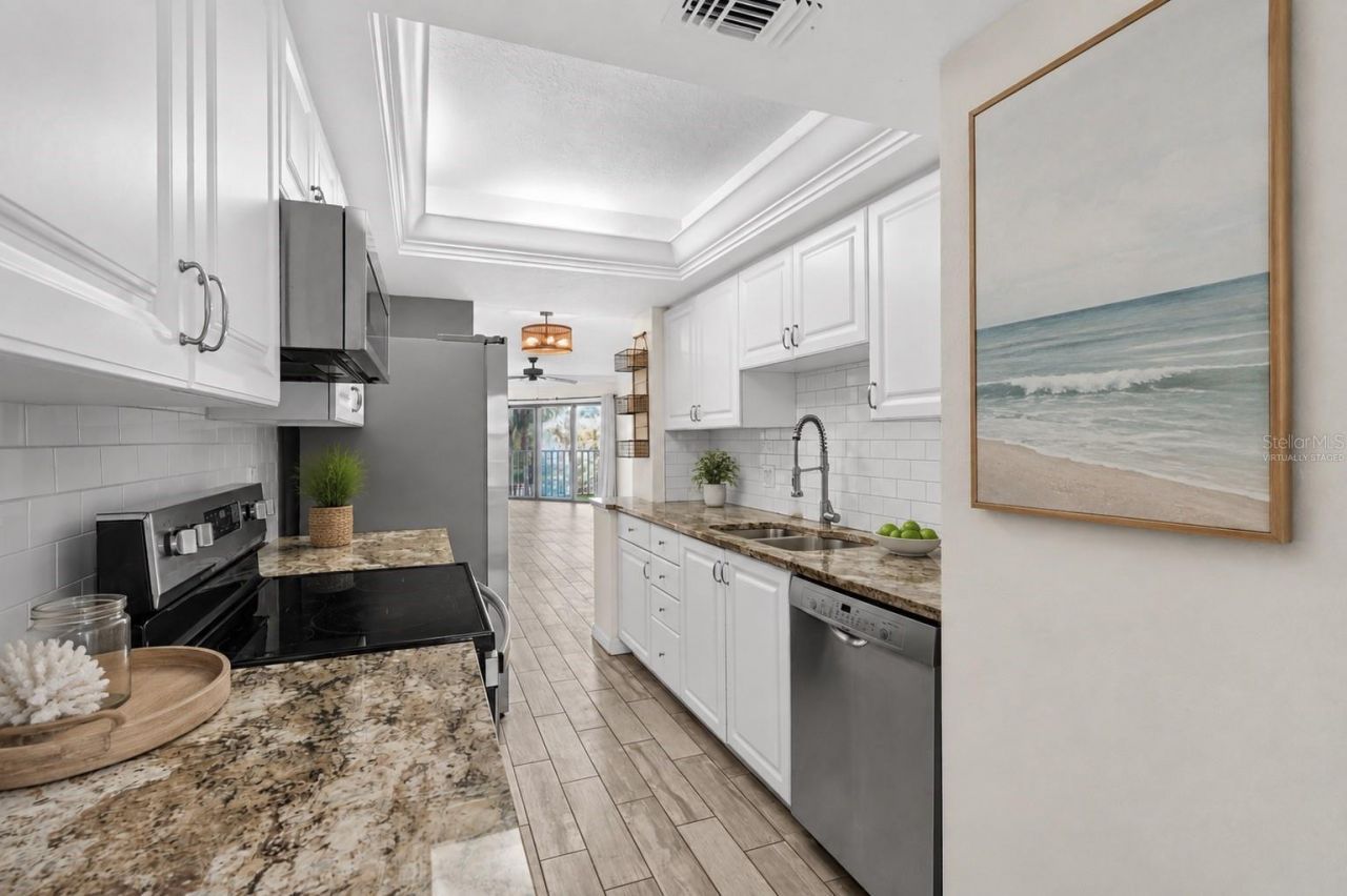 204 3rd Street W, Unit 103, Bradenton, FL 34205 Photo