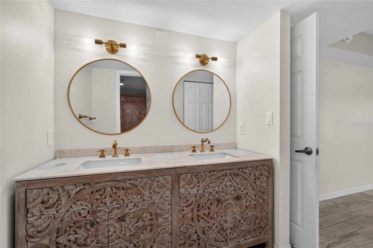 204 3rd Street W, Unit 103, Bradenton, FL 34205 Photo