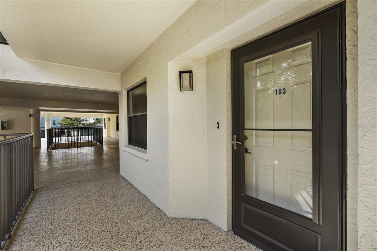 204 3rd Street W, Unit 103, Bradenton, FL 34205 Photo