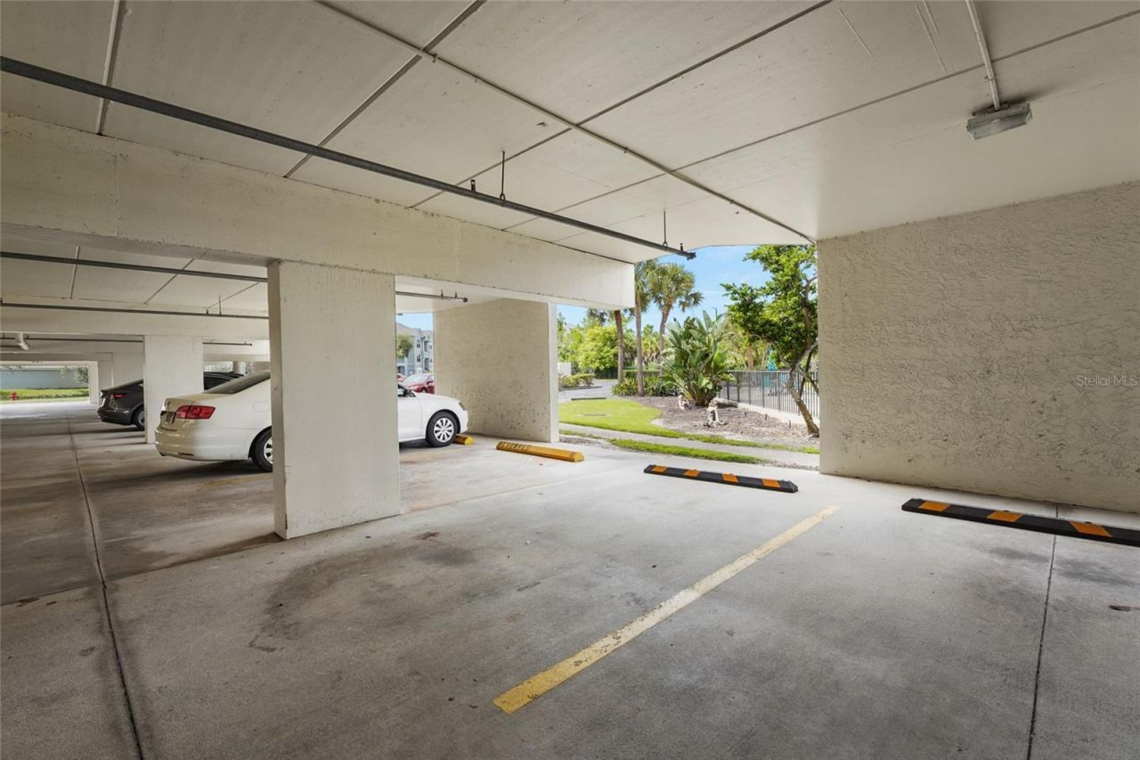 204 3rd Street W, Unit 103, Bradenton, FL 34205 Photo