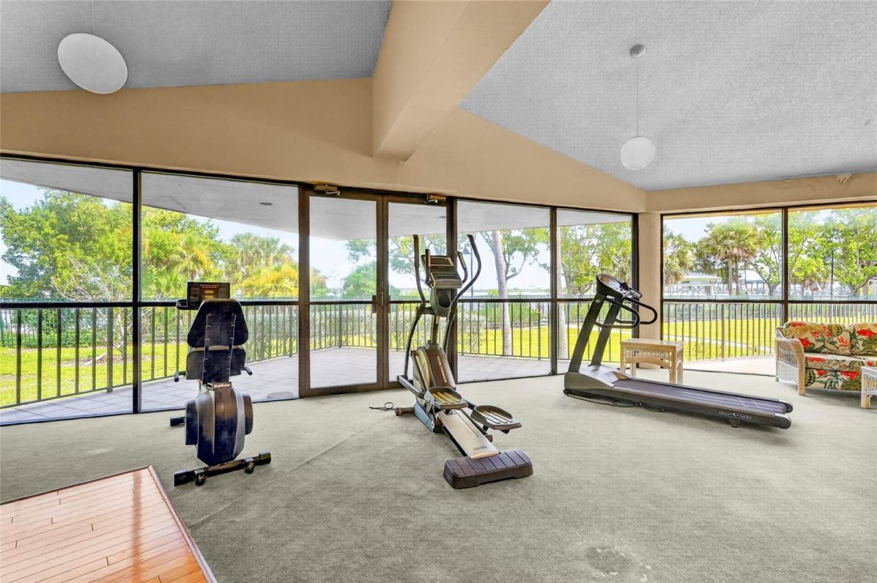 204 3rd Street W, Unit 103, Bradenton, FL 34205 Photo