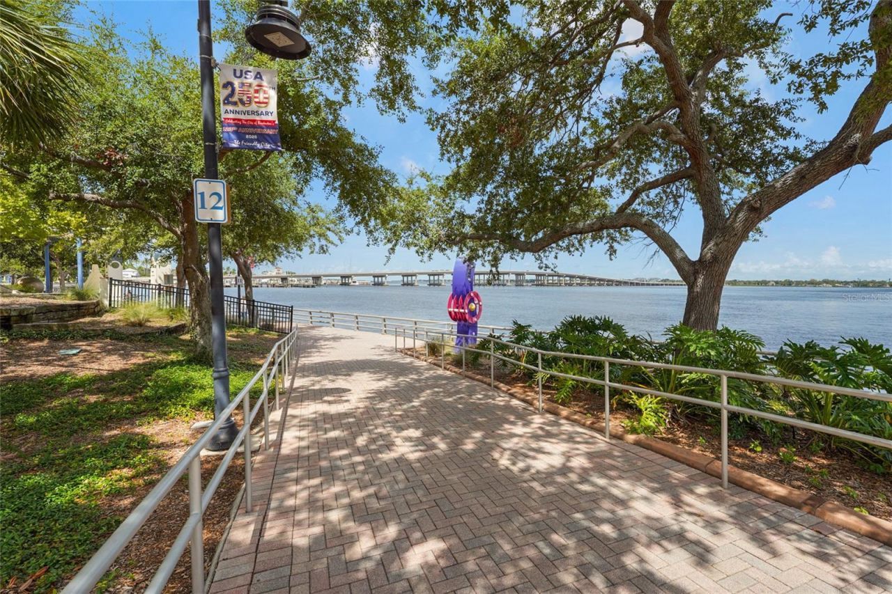 204 3rd Street W, Unit 103, Bradenton, FL 34205 Photo