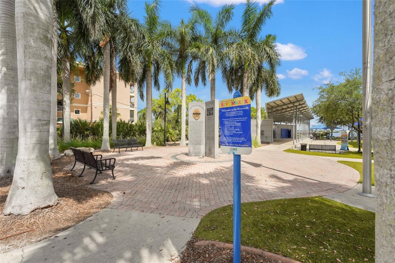 204 3rd Street W, Unit 103, Bradenton, FL 34205 Photo