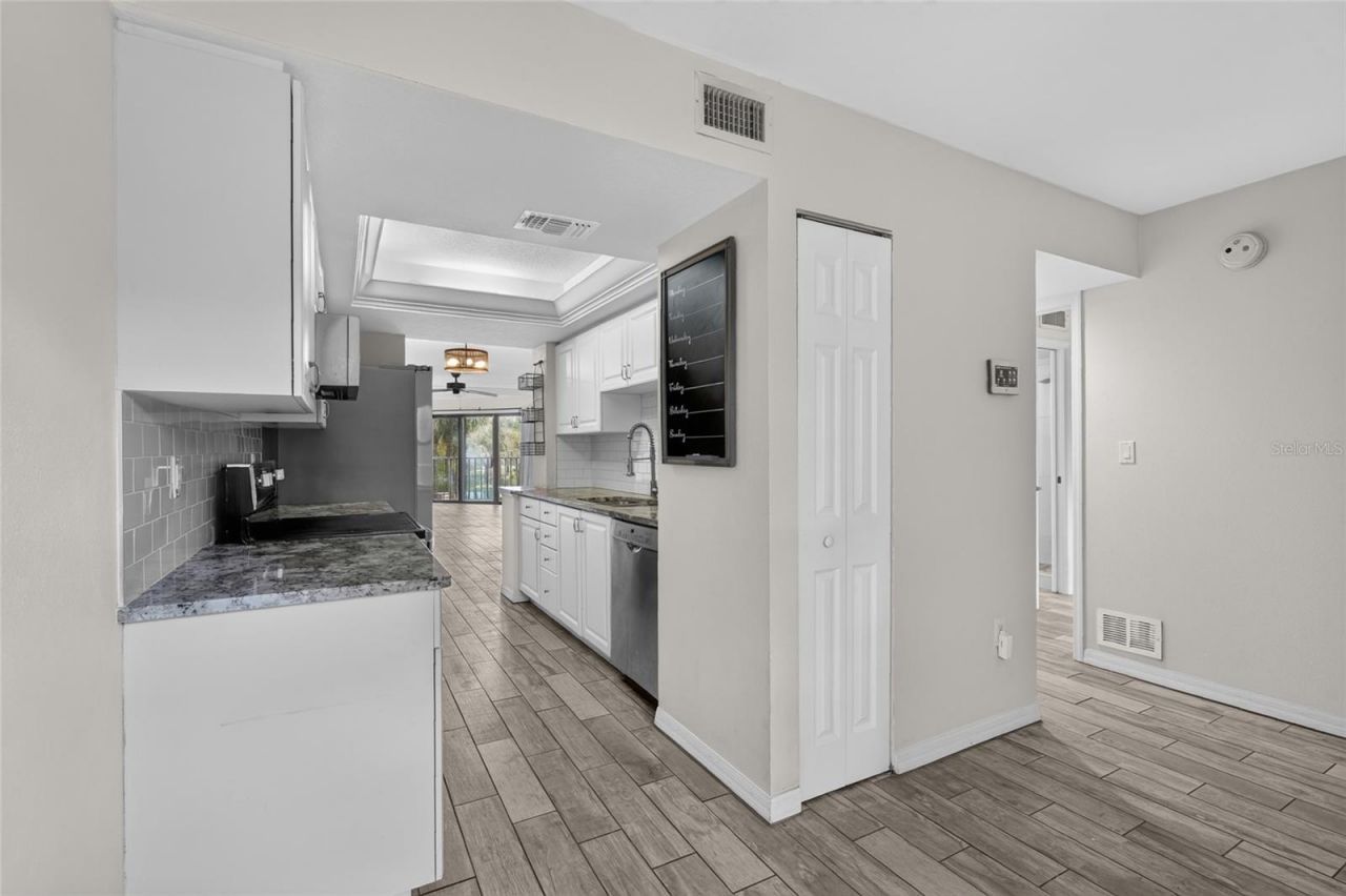 204 3rd Street W, Unit 103, Bradenton, FL 34205 Photo