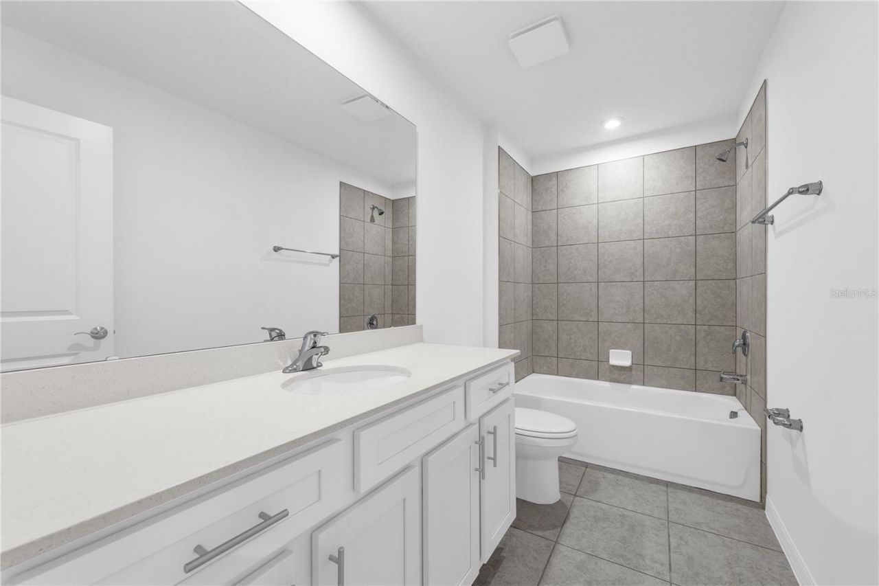 3836 Senna Way , Tavares, FL 32778 Photo