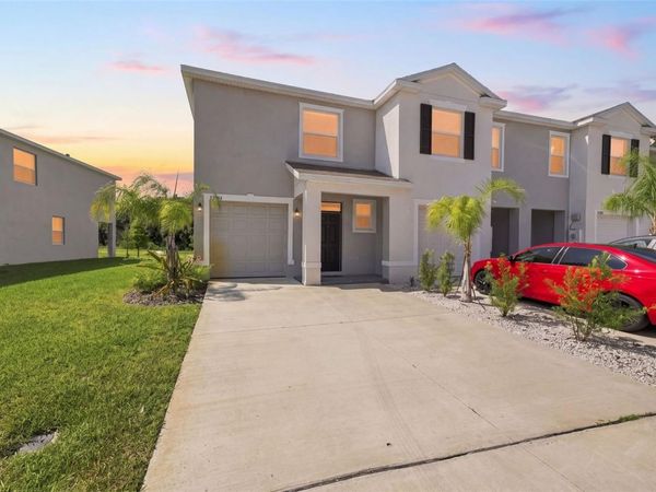32898 PEZ LANDING LANE , WESLEY CHAPEL, FL 33543