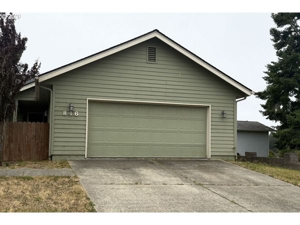 846 SANFORD ST, Coos Bay, OR 97420