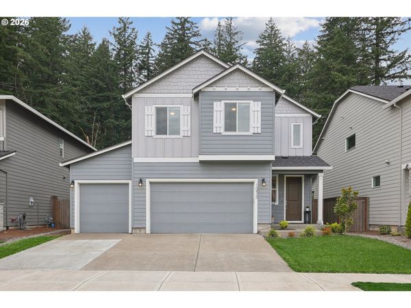 10435 SE Heritage RD, Happy Valley, OR 97086