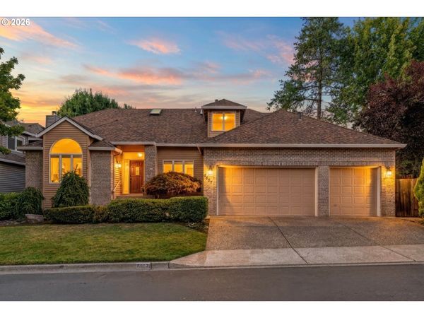 5657 GRAND OAKS DR, Lake Oswego, OR 97035
