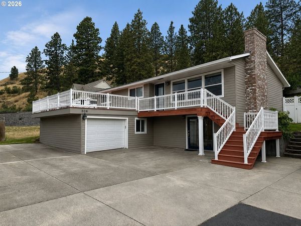 306 B AVE, La Grande, OR 97850