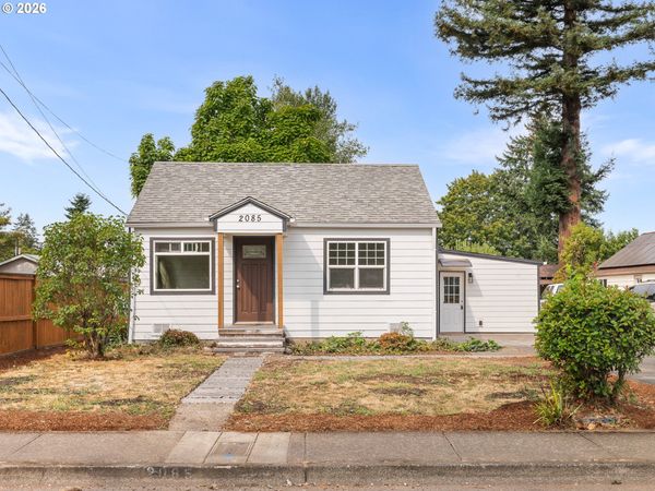 2085 EVERGREEN NE AVE, Salem, OR 97301