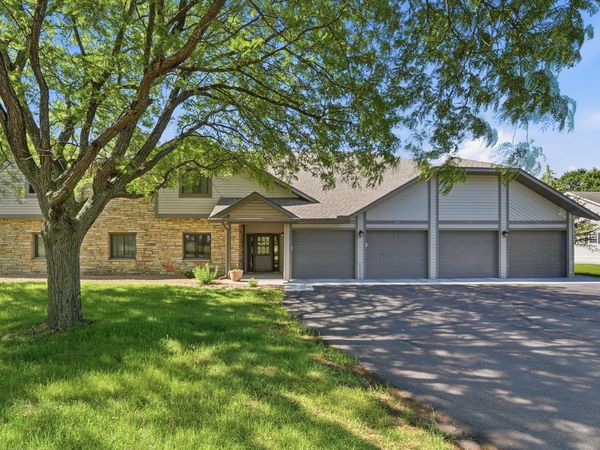 2070 Stockinger Drive , Saint Cloud, MN 56303