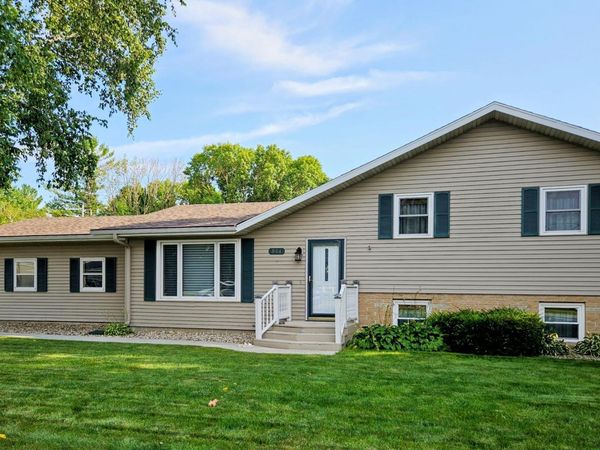 904 Willmar Avenue SE, Willmar, MN 56201