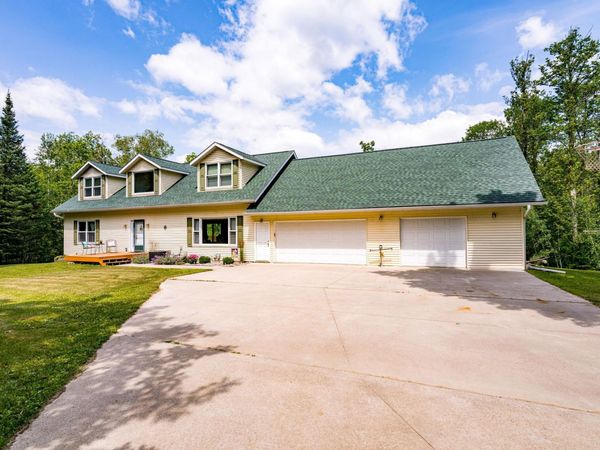26644 Baich Road, Bovey, MN 55709