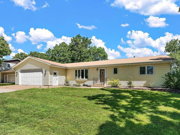 781 Cj Moe Boulevard , Dassel, MN 55325
