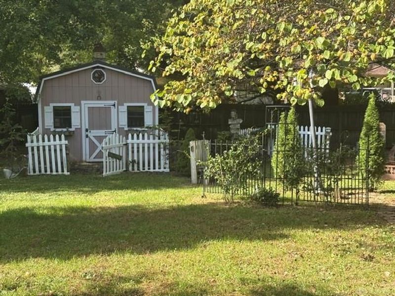 2400 Yuma Drive, London, OH 43140 Photo 27