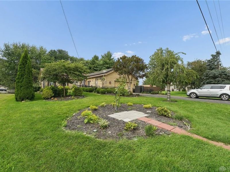 2400 Yuma Drive, London, OH 43140 Photo 32