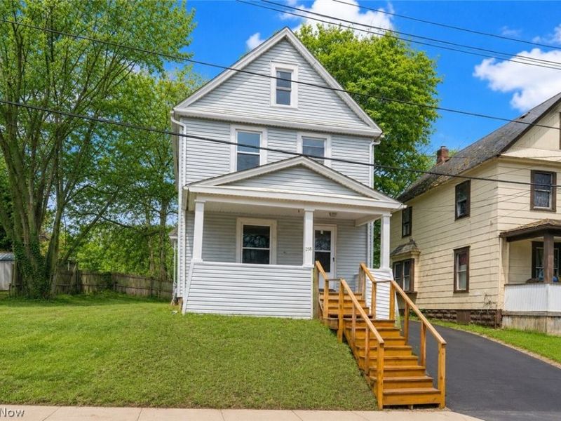 258 Oberlin Court, Akron, OH 44311 Photo 1
