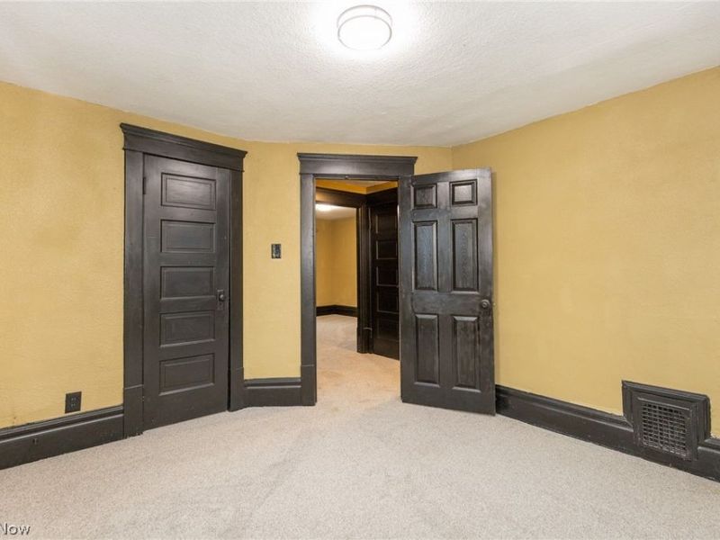 258 Oberlin Court, Akron, OH 44311 Photo 17