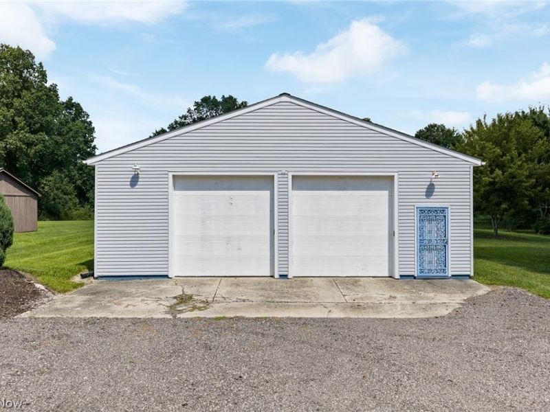 10685 Scotts Corners Road, Diamond, OH 44412 Photo 4